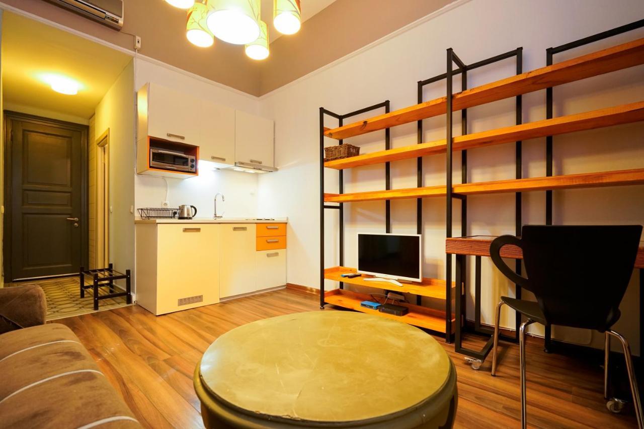Babel Apartment *
