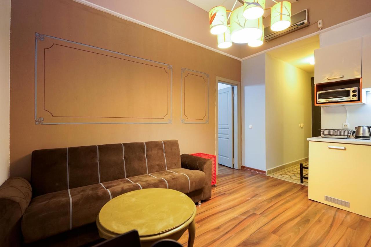 Babel Apartment