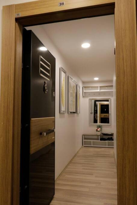 Fully Equiped - Zarif-28 Apartment