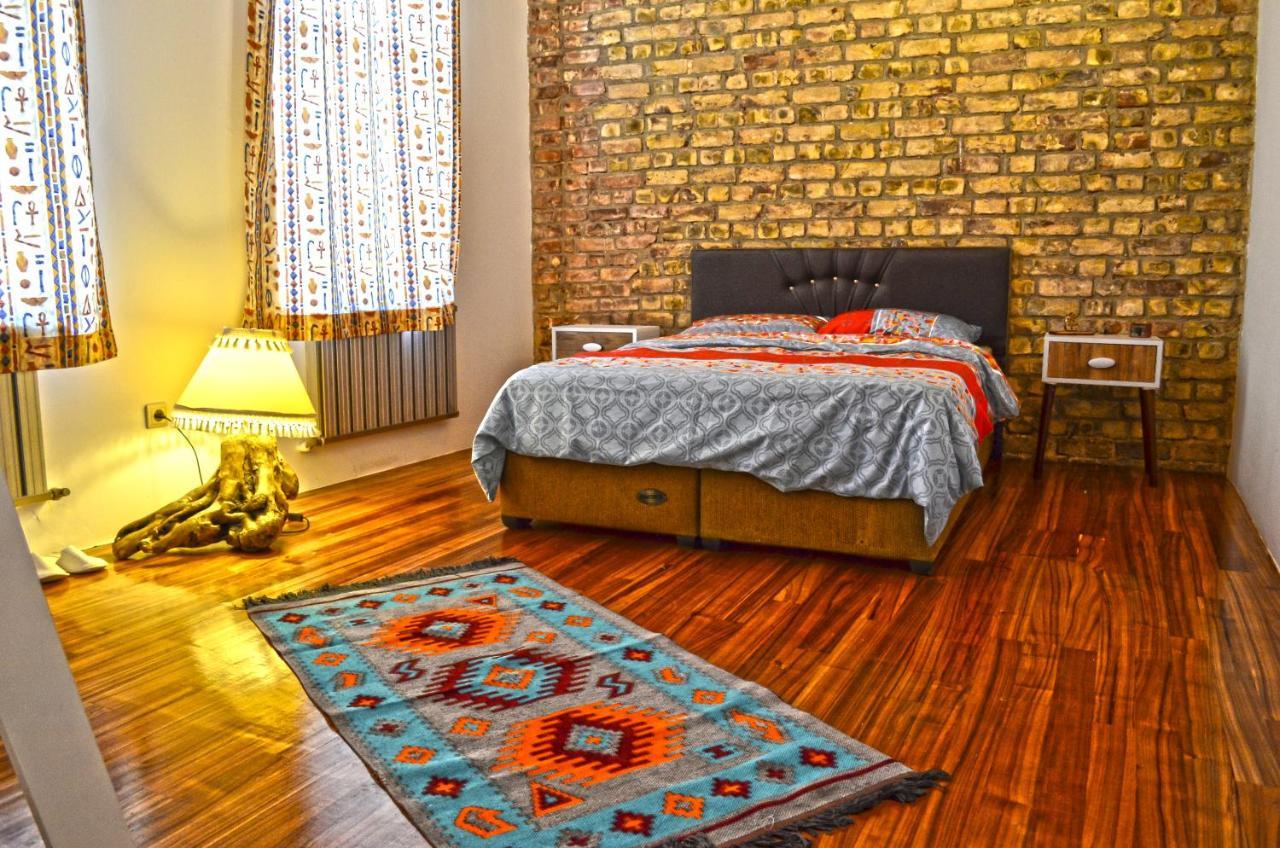 Galata Spacious