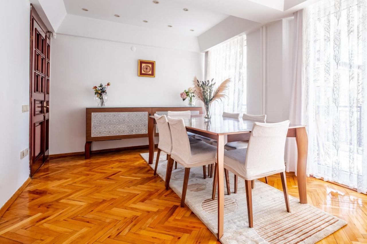Apartment Flat With Balcony Near Zorlu Center *