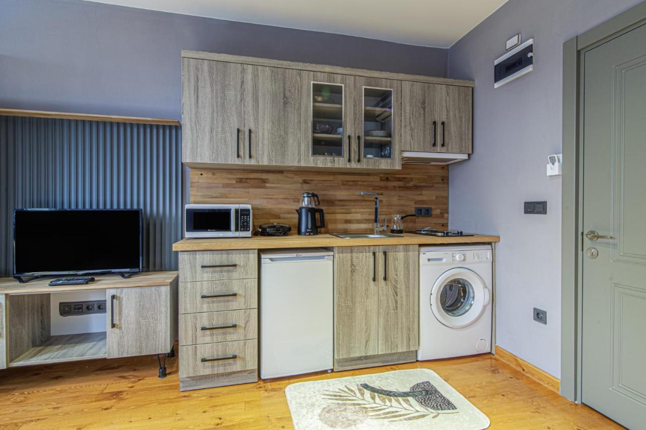 Apartment Sleek Studio Flat Close To Kennedy Avenue In Fatih Istanbul