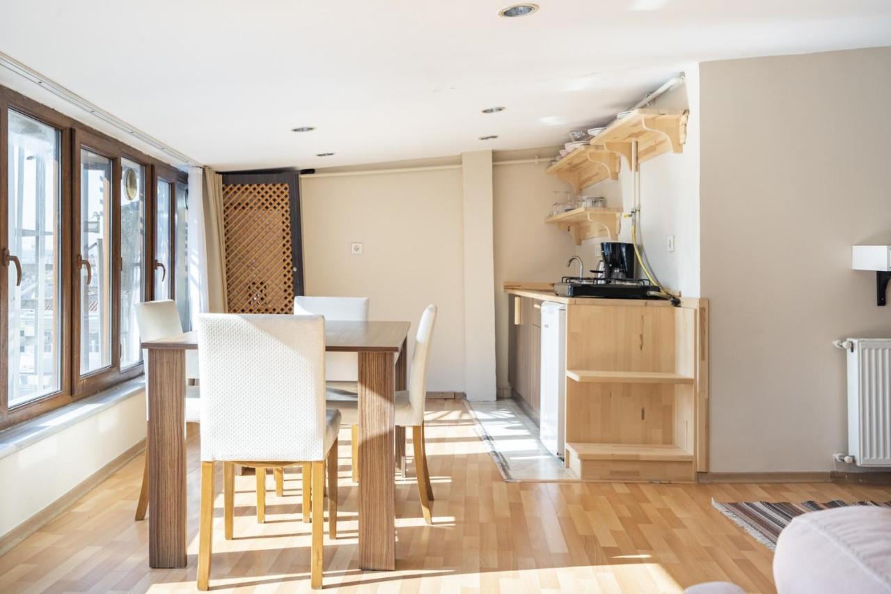 Flat Close To Taksim Square In Beyoglu Apartment