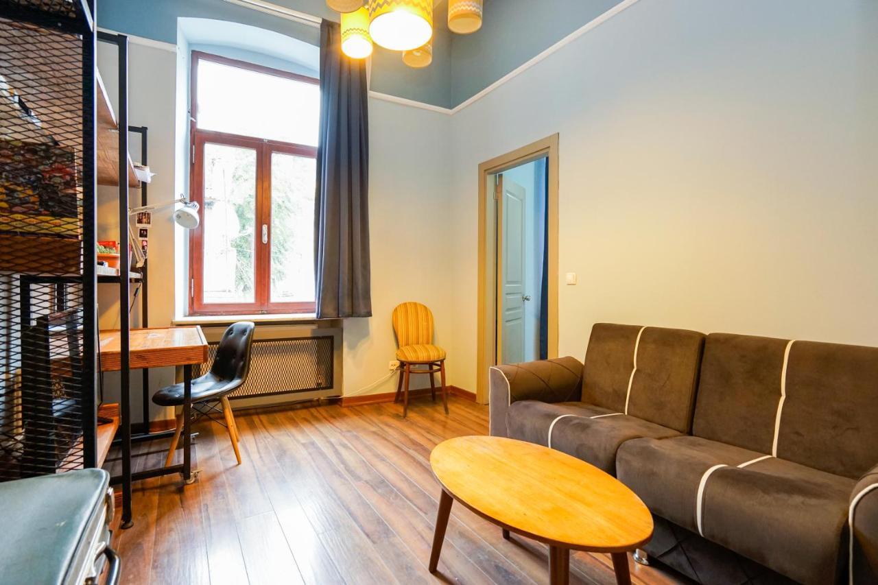 Babel Apartment *