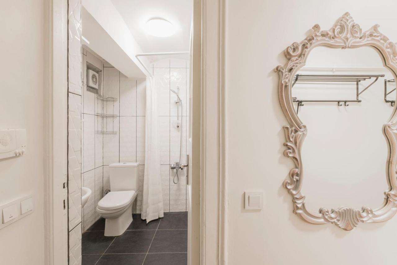Apartment Beautiful 1 Bedroom Apt 400 Meter Taksim Square Istanbul