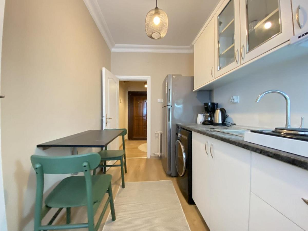Daire Chic Flat Near Shopping Malls In Sisli *