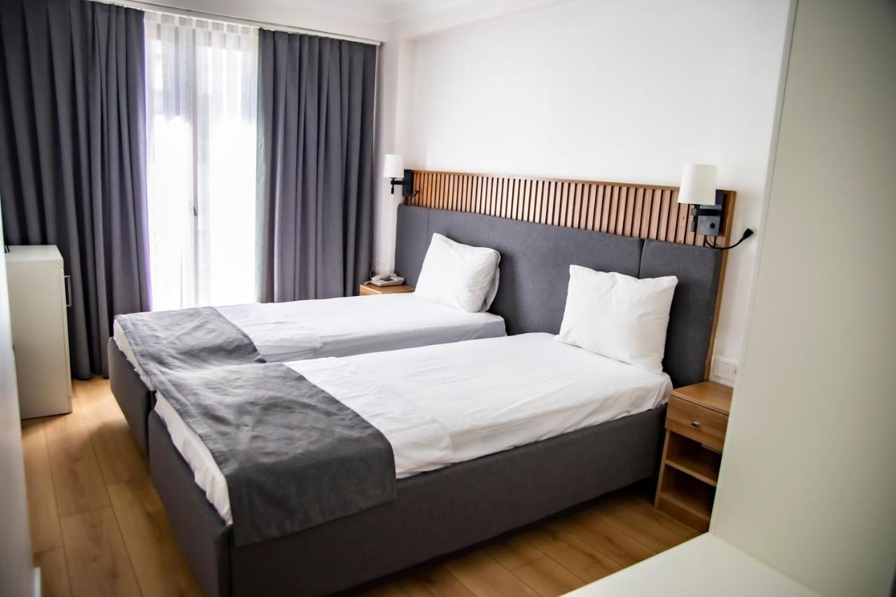 Silvana Otel *