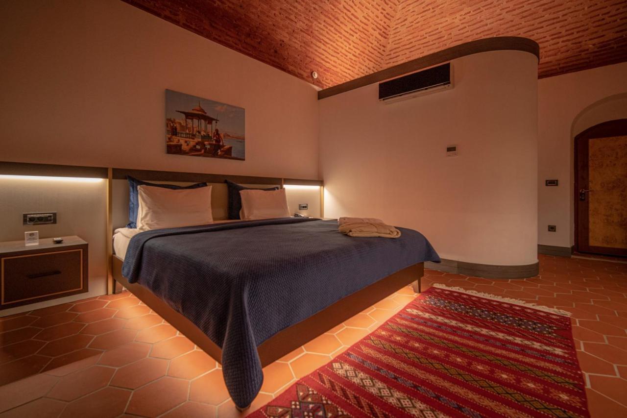 1772 Hotel