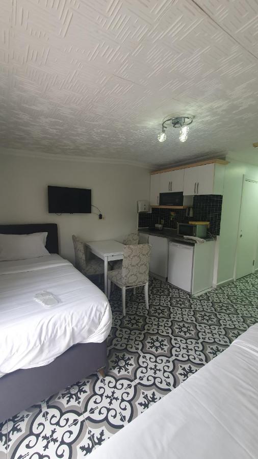 Lemon Aparthotel