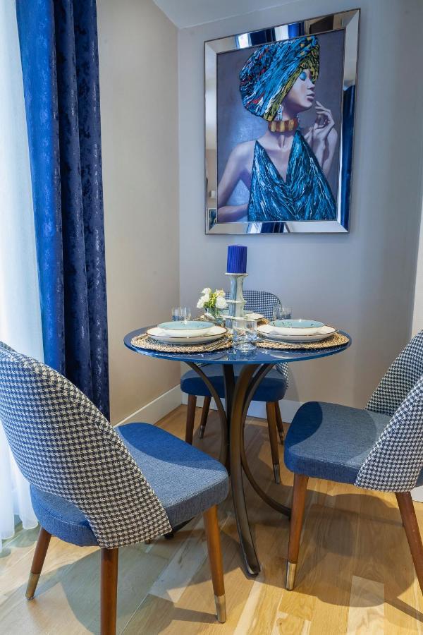 The Sacred Port Aparthotel *
