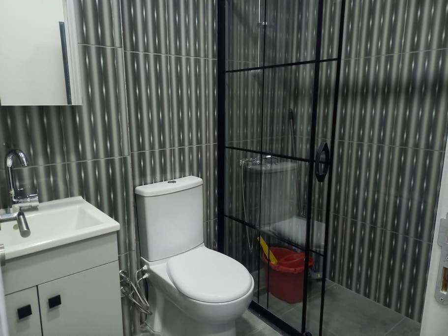 *новая квартира 1+1 Mecidiyekoy Apartment