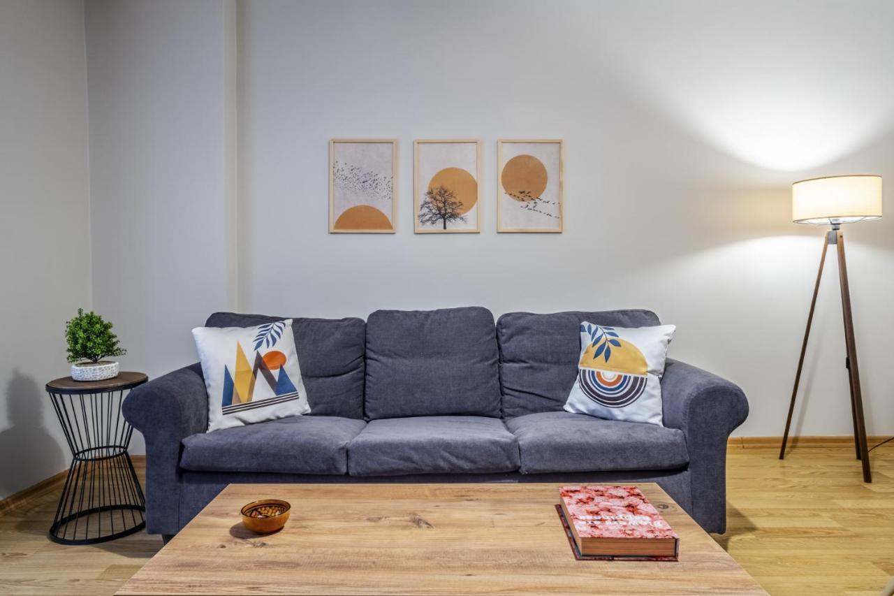 Flat Near Shopping Malls In Kagithane