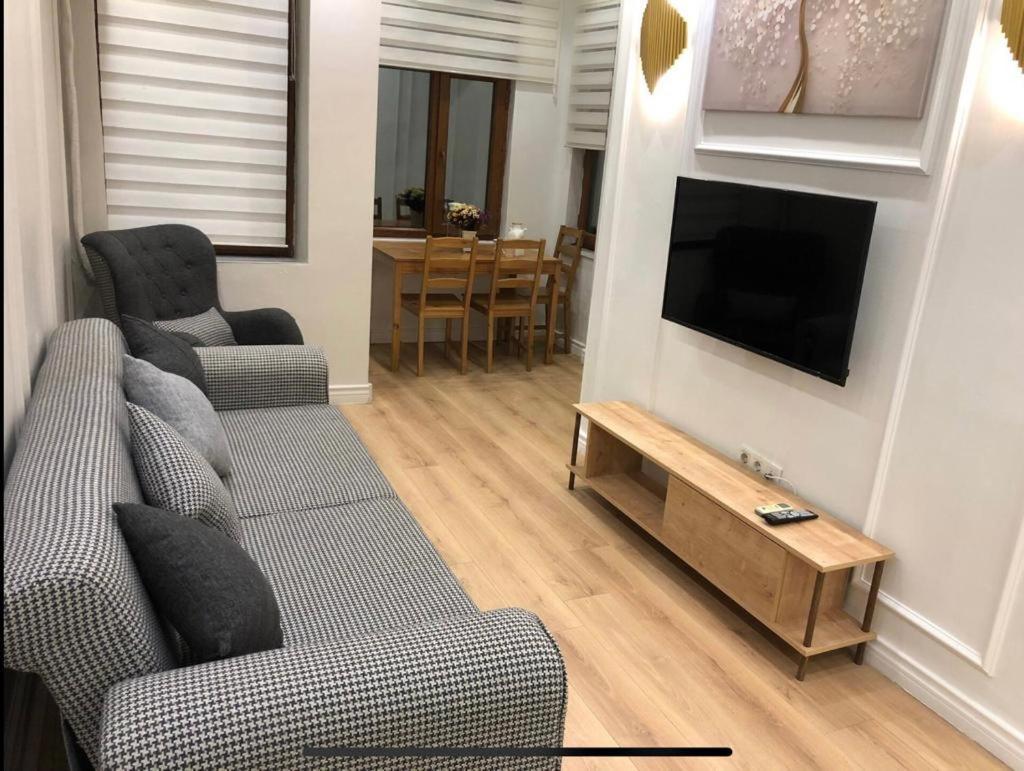 Apartamento Tiyatro *