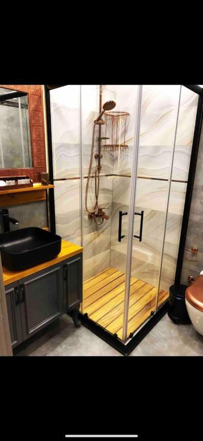 Apartamento Tiyatro
