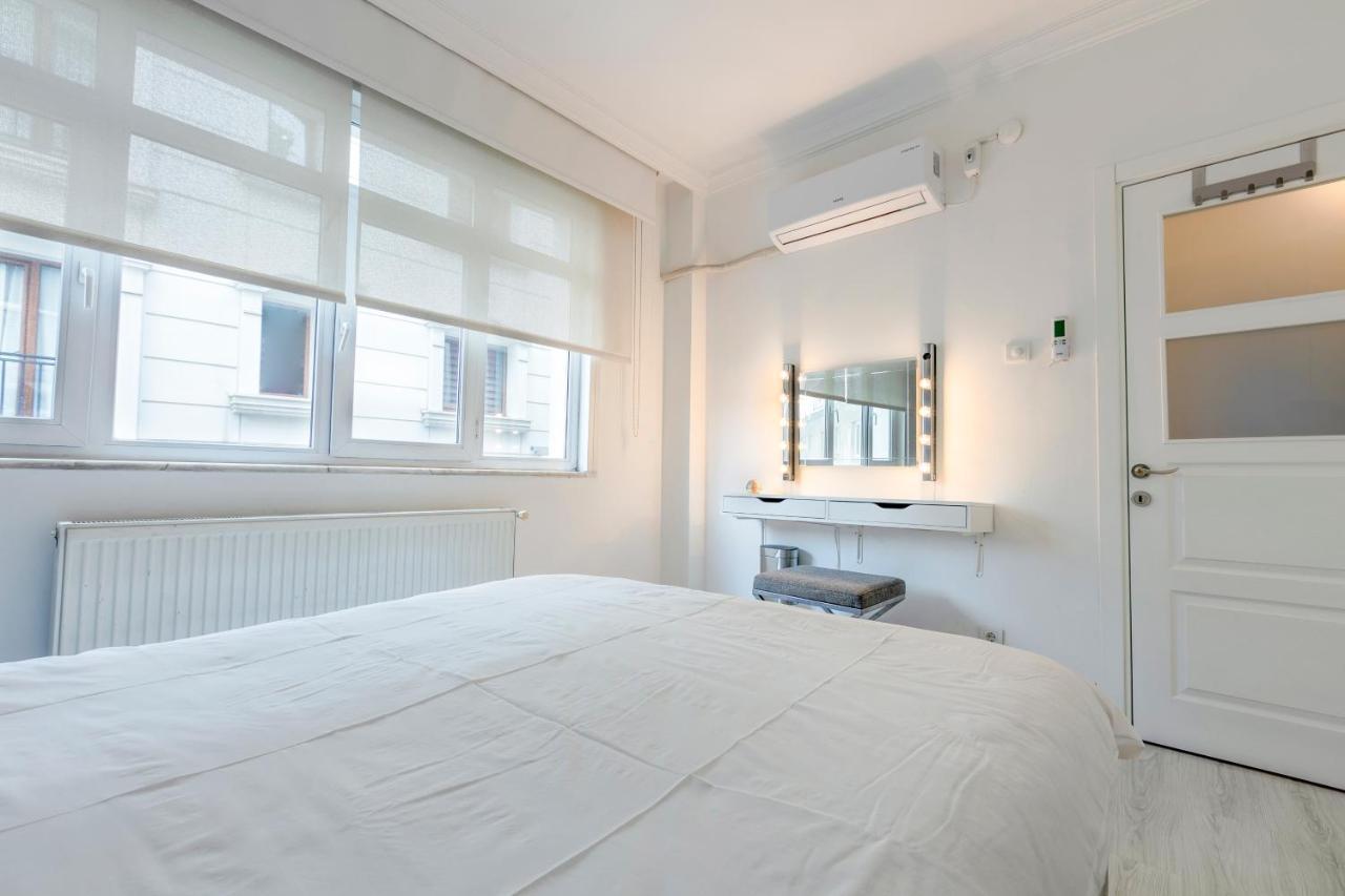 Lovely Ezgi's In Nisantasi Apartment Istanbul