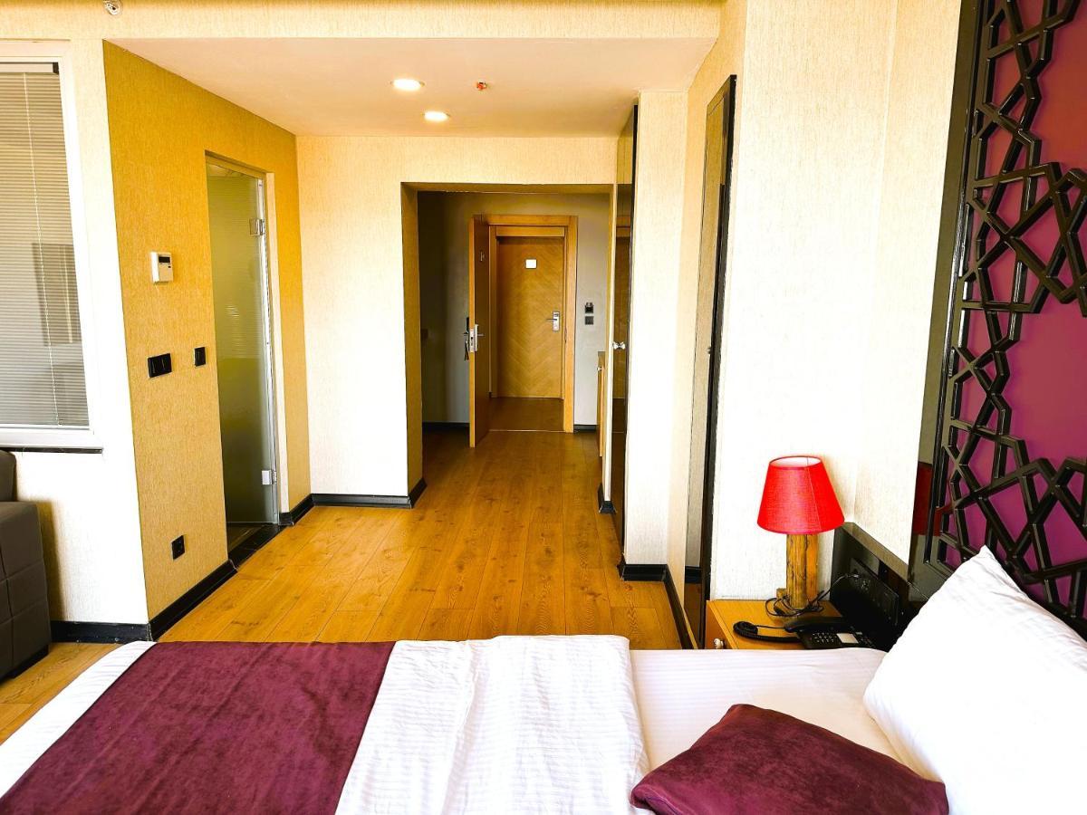 Hotel Vvr 4*