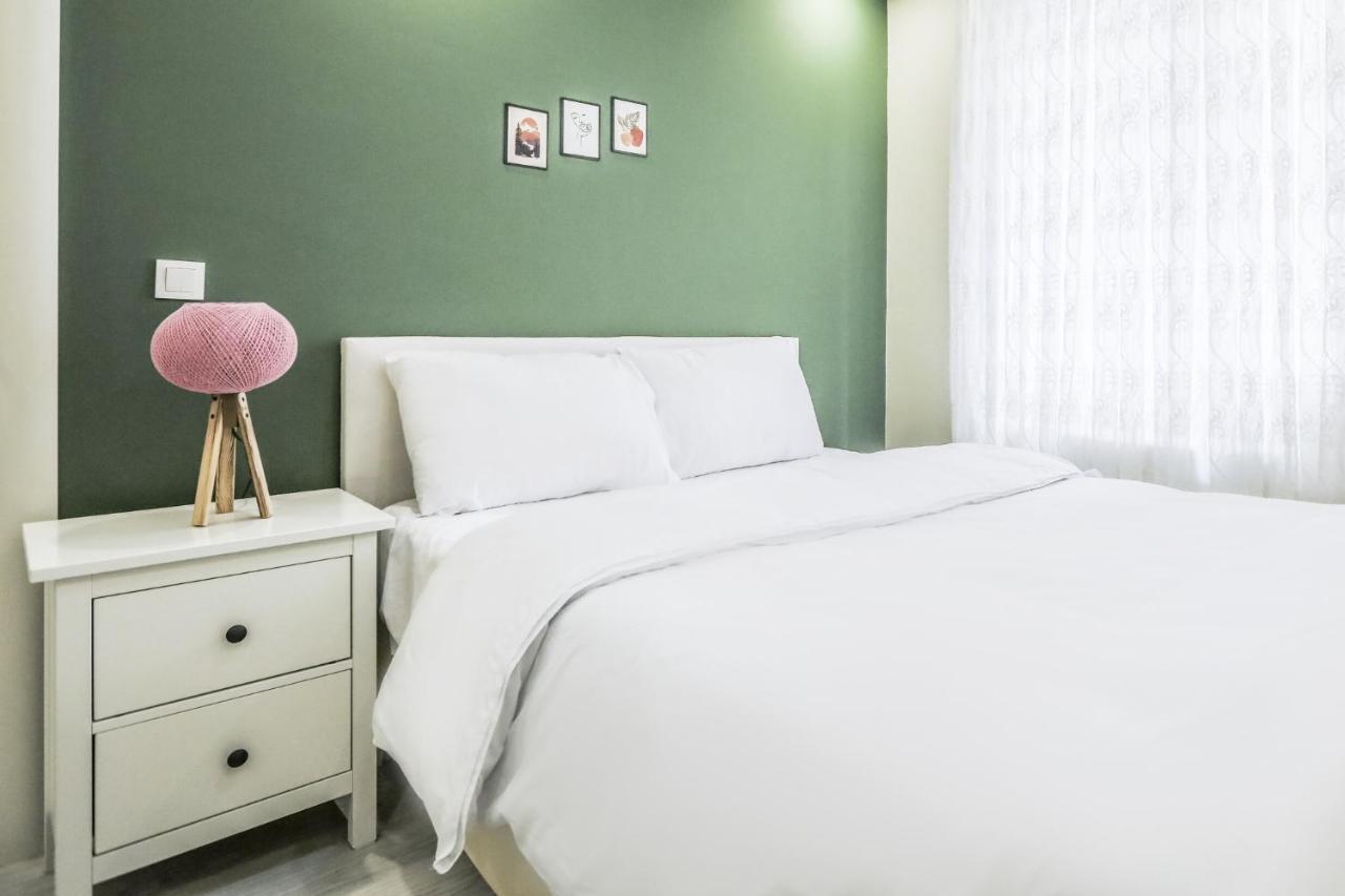 Flat Close To Shopping Malls In Kagithane *