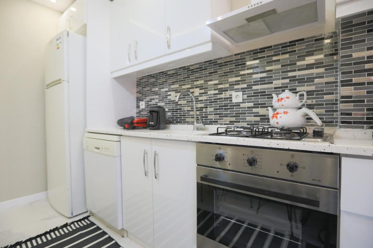 Flat Close To Shopping Malls In Kagithane Istanbul
