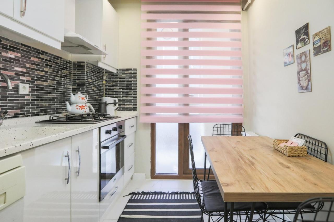 Flat Close To Shopping Malls In Kagithane Apartment *