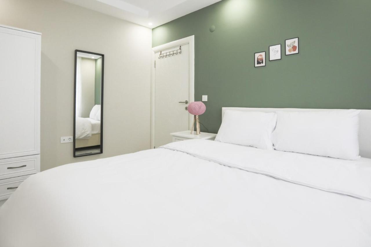 Flat Close To Shopping Malls In Kagithane