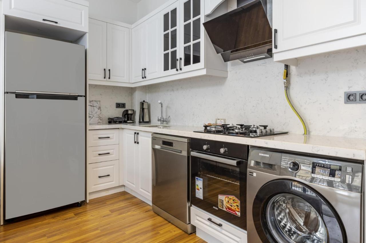 Comfy Flat In Sisli With Central Location *