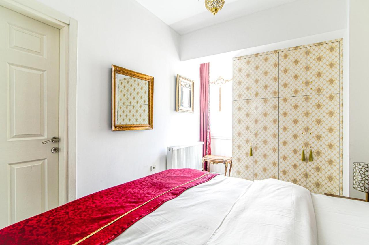 Lovely Flat In Cihangir Near Public Transportation Apartment *
