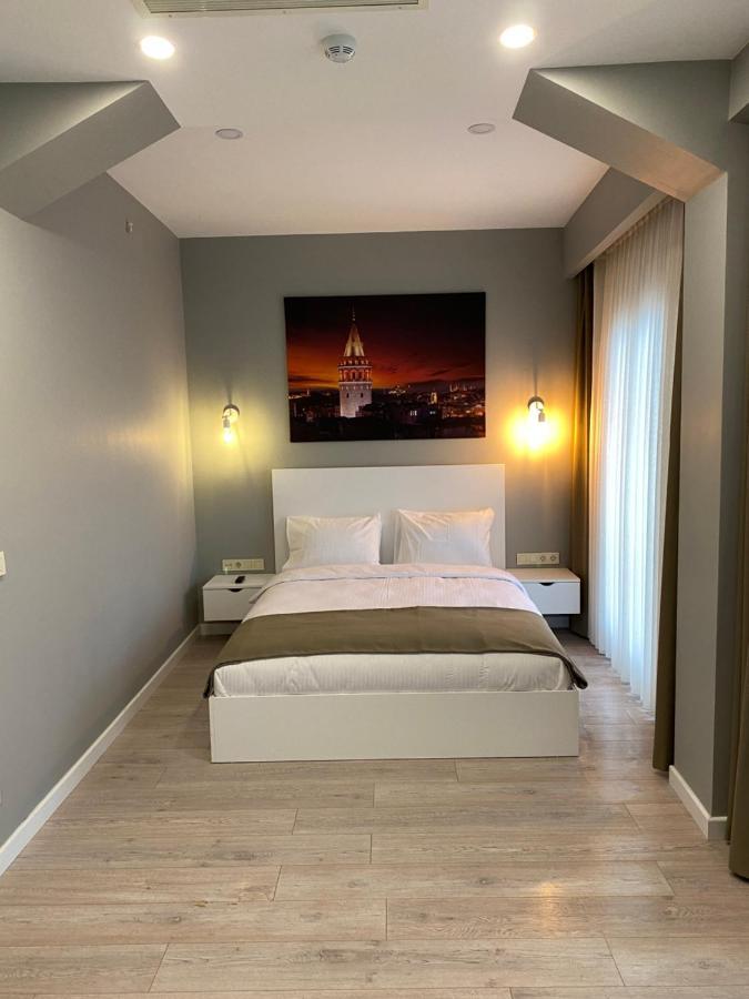 Li Pera Hotel