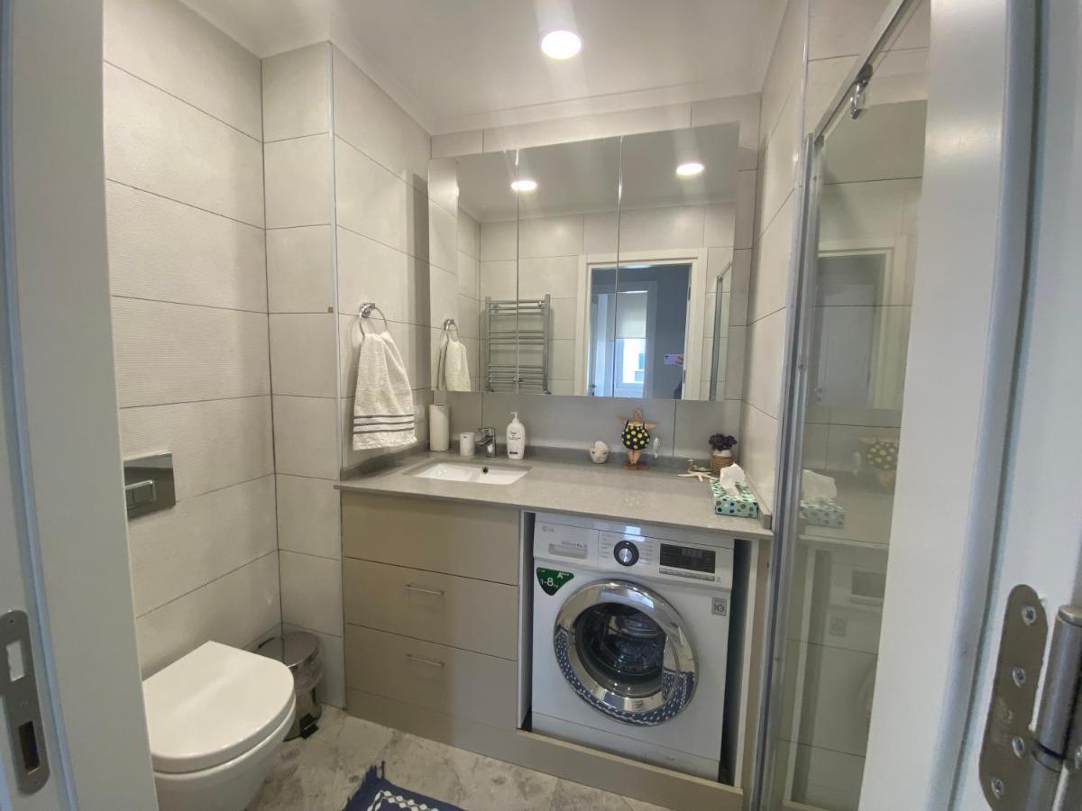 Apartment New Building Lovely Modern Apt With 90mbs Fiber Internet 5min Walking To Bagdat Street *