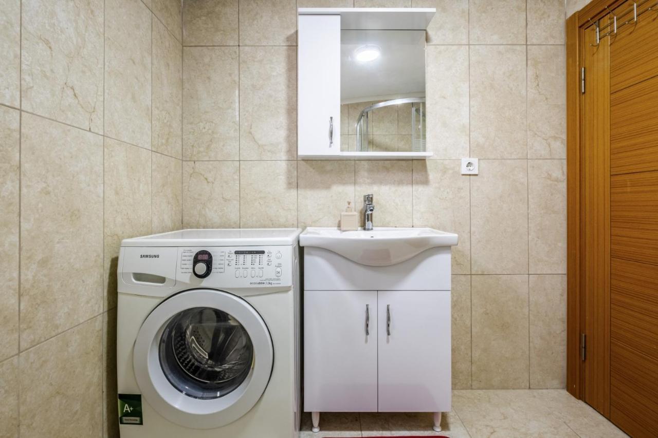 Fully Furnished Flat With Terrace In Atasehir
