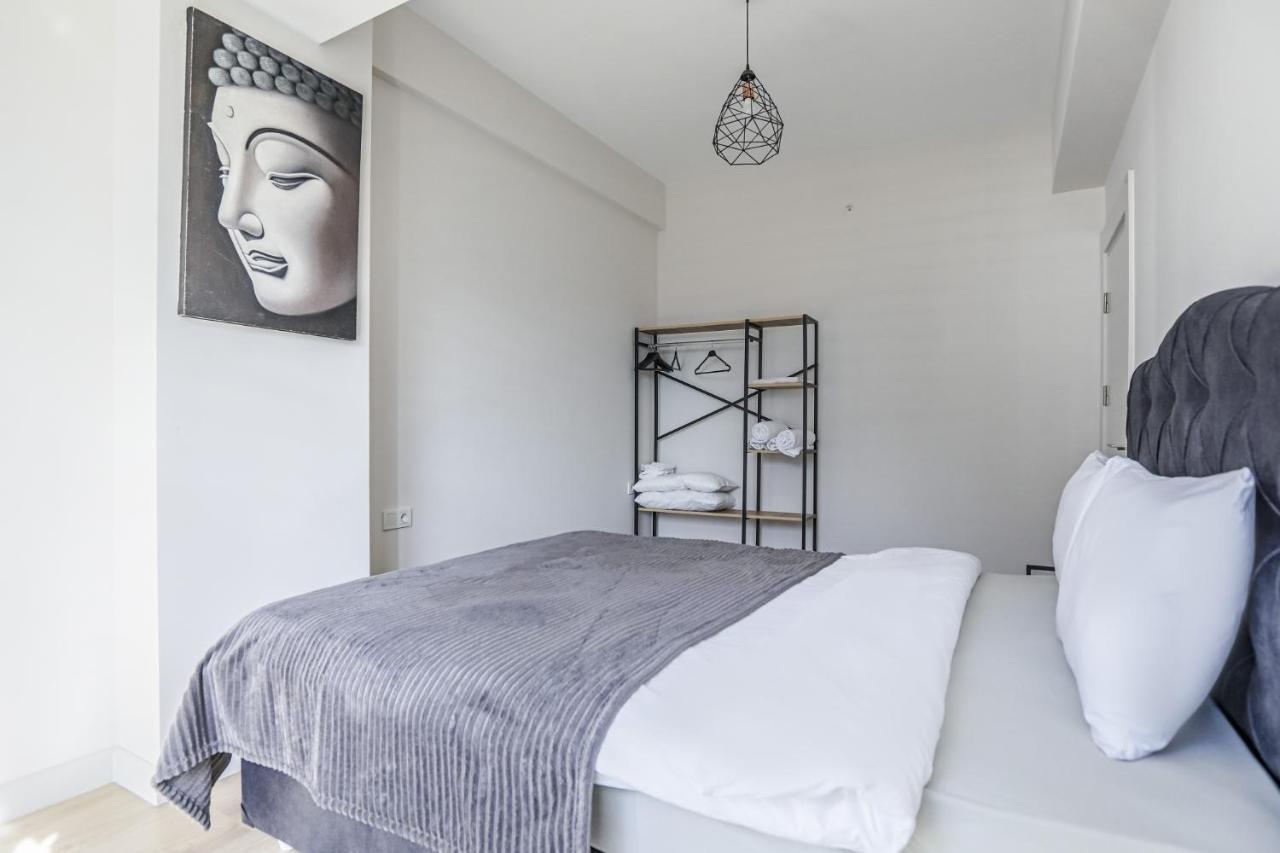 Modern Flat In Kagithane With Balcony Istanbul