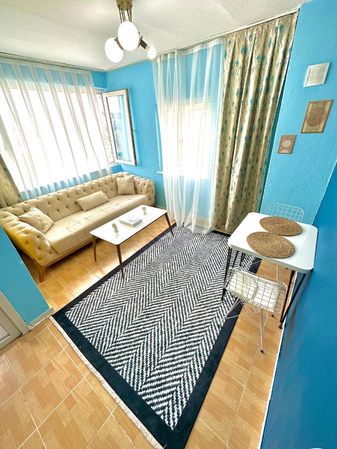 Tower Apartment *