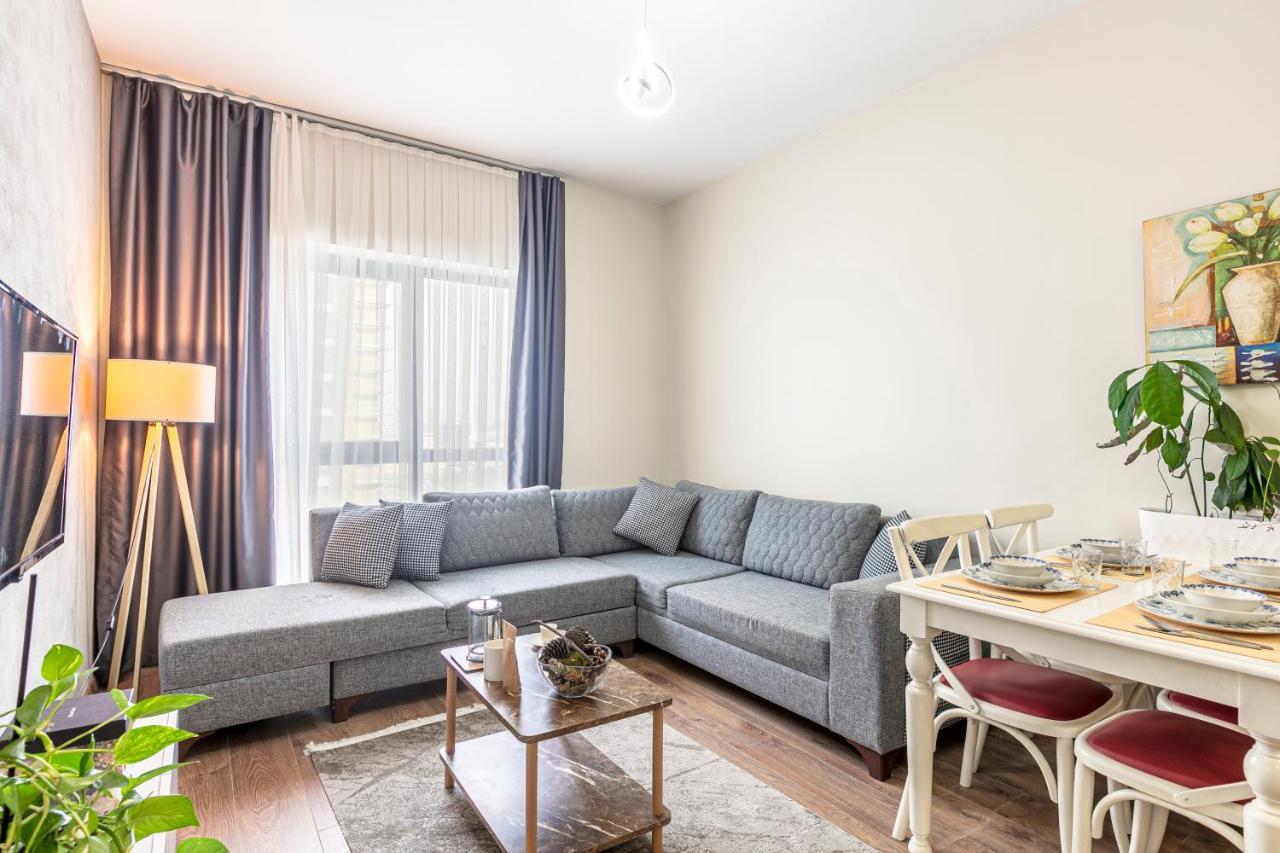 Nef 36 Lux Furnished Df