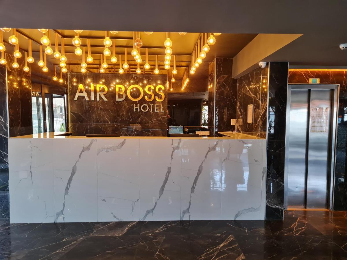 Air Boss Airport And Fair Hotel 4*