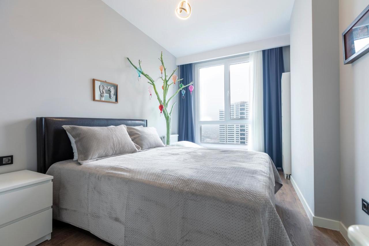 Apartment Outlet Karsisinda Harika Bir Daire Tn3