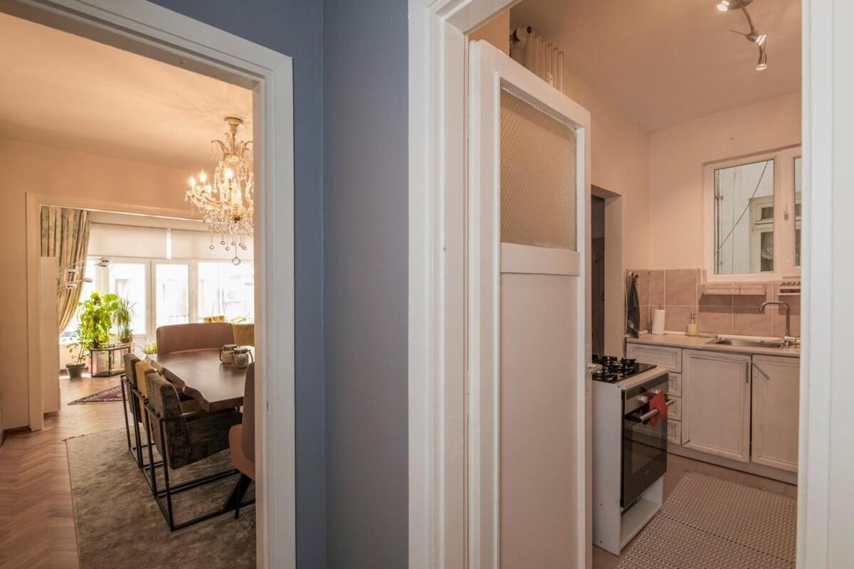 Apartment Feel The Spirit Of In A Homey Atmosphere *
