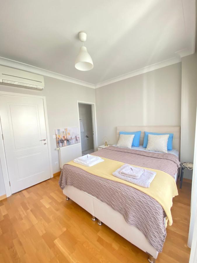 New Building Lovely Modern Apt With 90mbs Fiber Internet 5min Walking To Bagdat Street * Istanbul