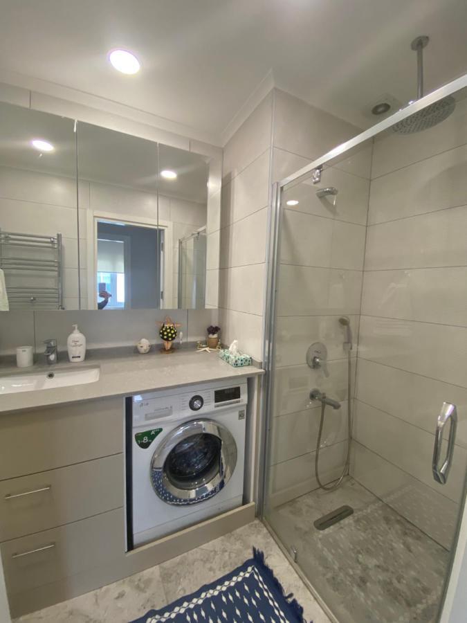 New Building Lovely Modern Apt With 90mbs Fiber Internet 5min Walking To Bagdat Street Istanbul