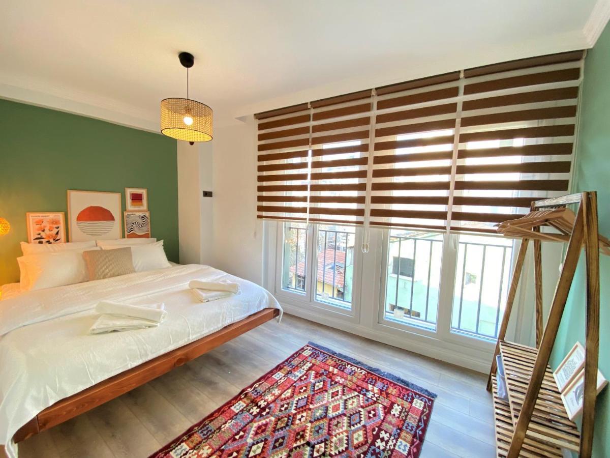 Tiyoho - Modern & Cozy In Beyoglu, Brand New