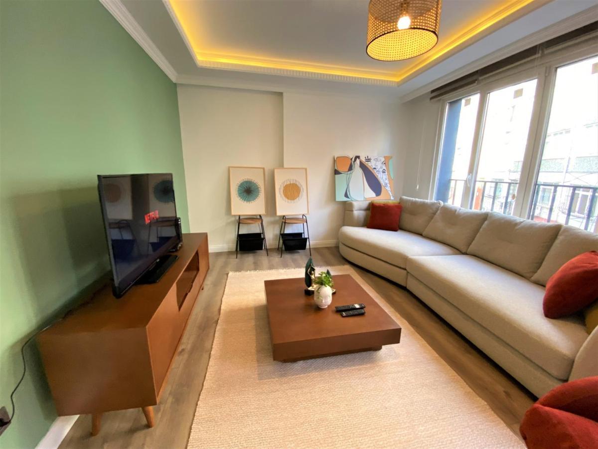 Tiyoho - Modern & Cozy In Beyoglu, Brand New Apartment