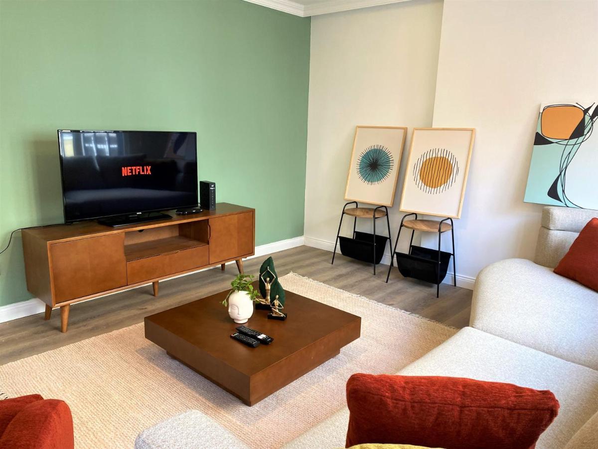 Tiyoho - Modern & Cozy In Beyoglu, Brand New *