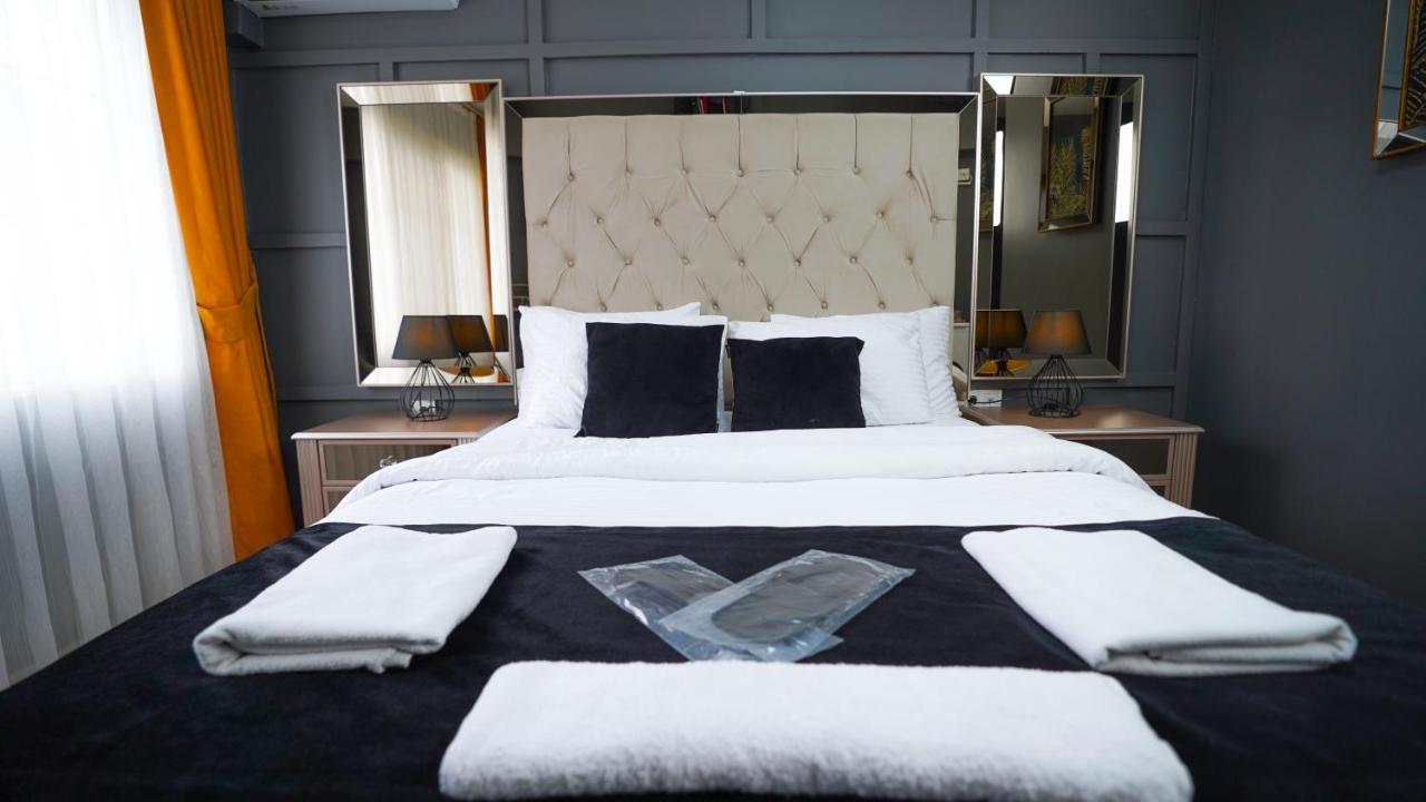 Luka Hotel