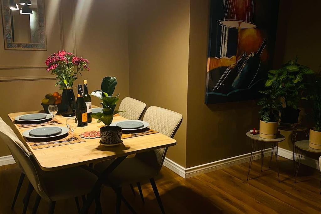 Sisli Osmanbey Taksim Large Terrace, Quietness And Space Apartment *