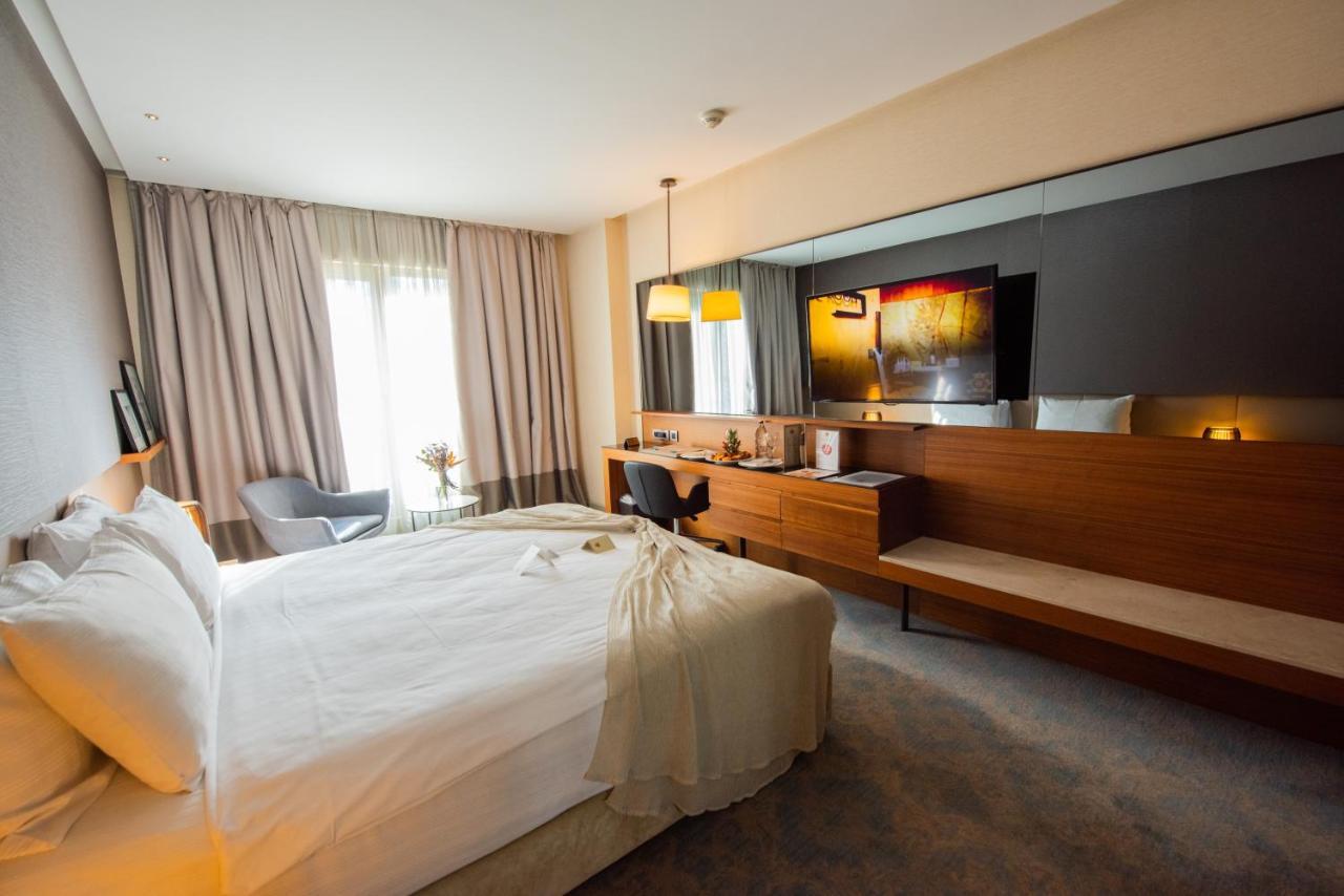 Hotel Dosso Dossi & Downtown