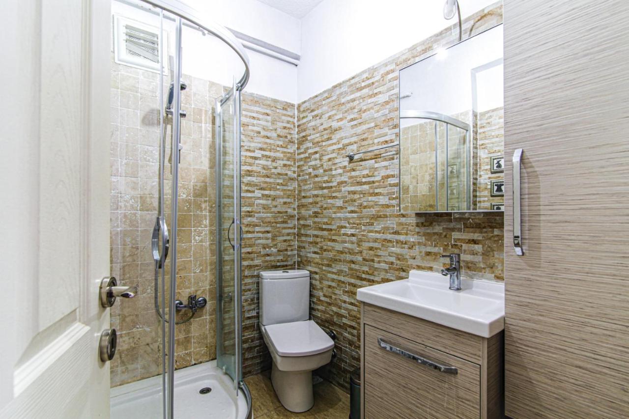 Lovely Flat In Cihangir Near Public Transportation