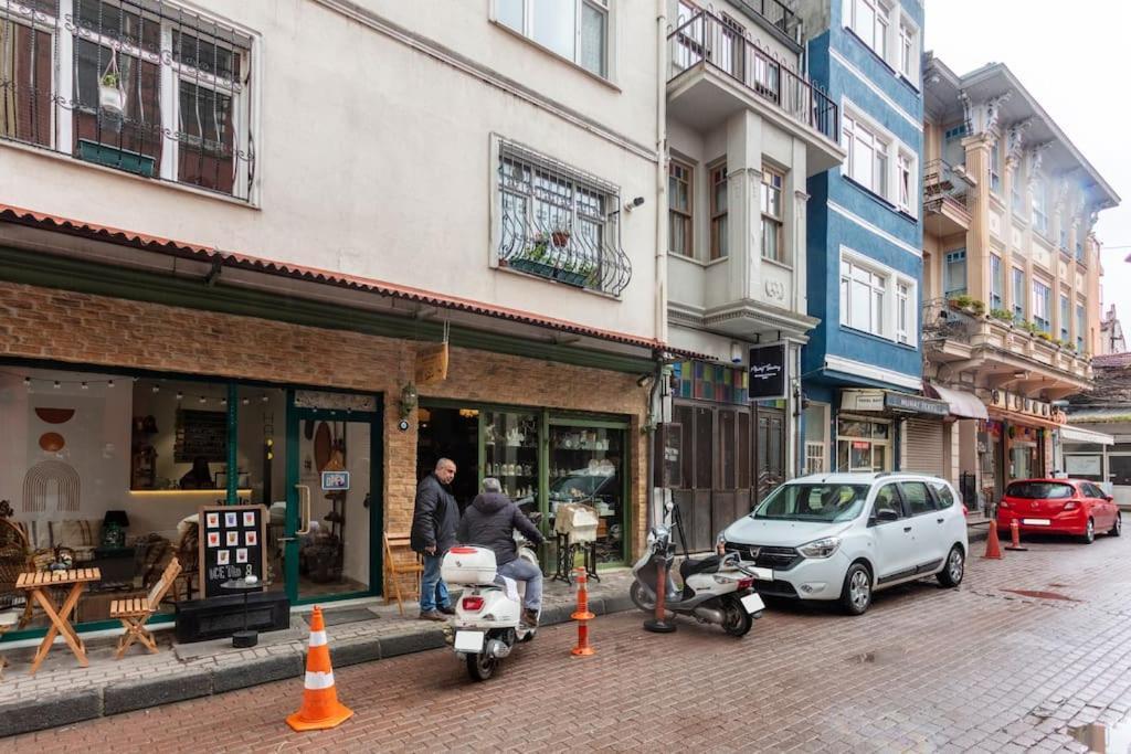 Historic Unique Town House Golden Horn Apartamento