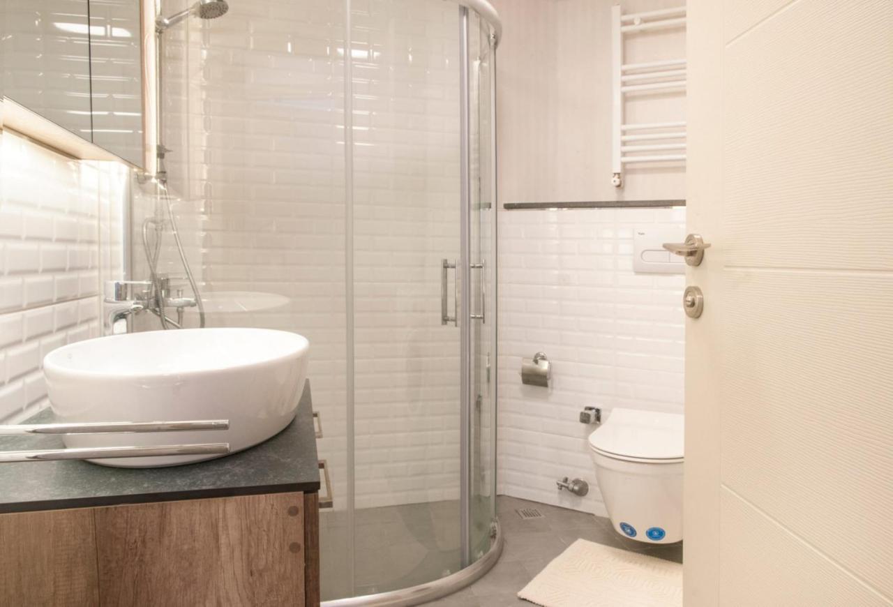 Delightful Flat 500 M To Uskudar Ferry Station Apartamento