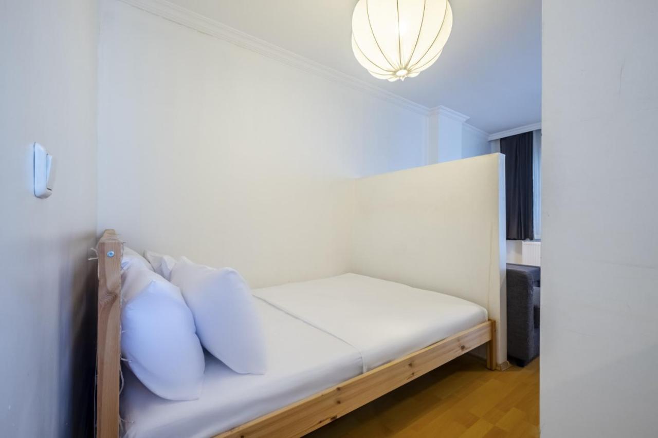 Chic Studio Flat Near Trendy Locations In Beyoglu Apartment Istanbul