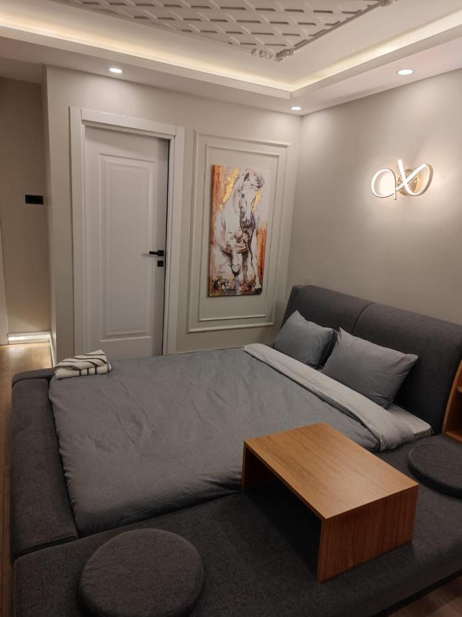 Nisantasi - Cevahir - Osmanbey Metro Lueks 4 Klimali 2 Banyolu Apartment *