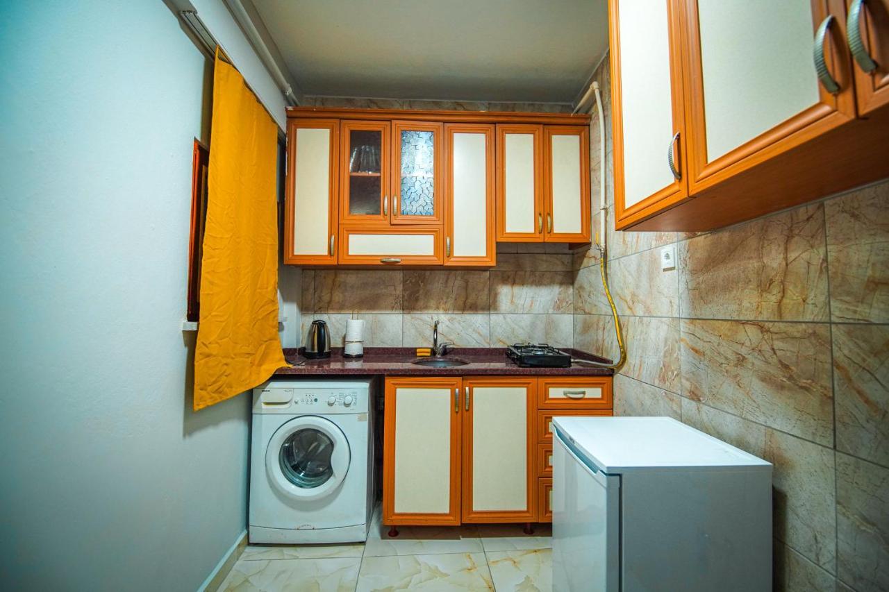 Apartment Yaghane *