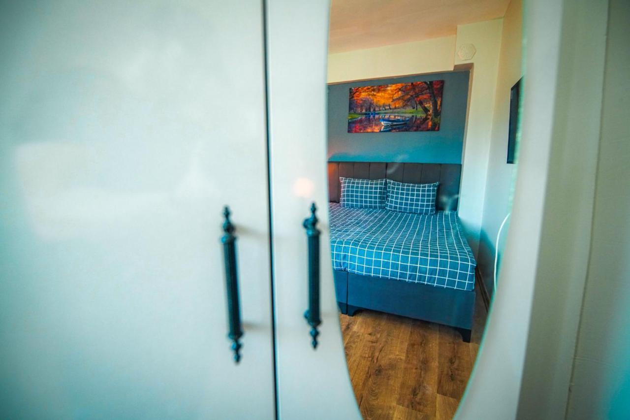 Apartment Yaghane *